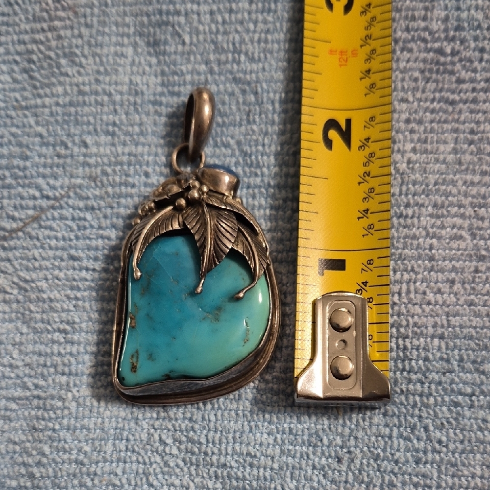 Turquoise Silver Pendant - Picture 11 of 16
